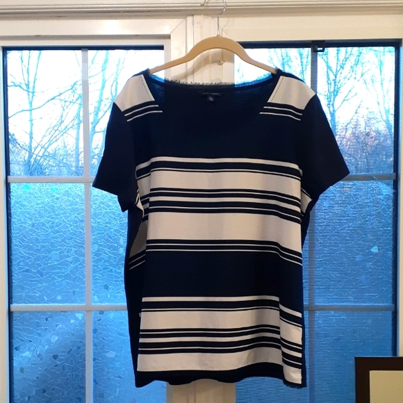 Tommy Hilfiger Short Sleeve Top Navy/White. - Picture 1 of 7